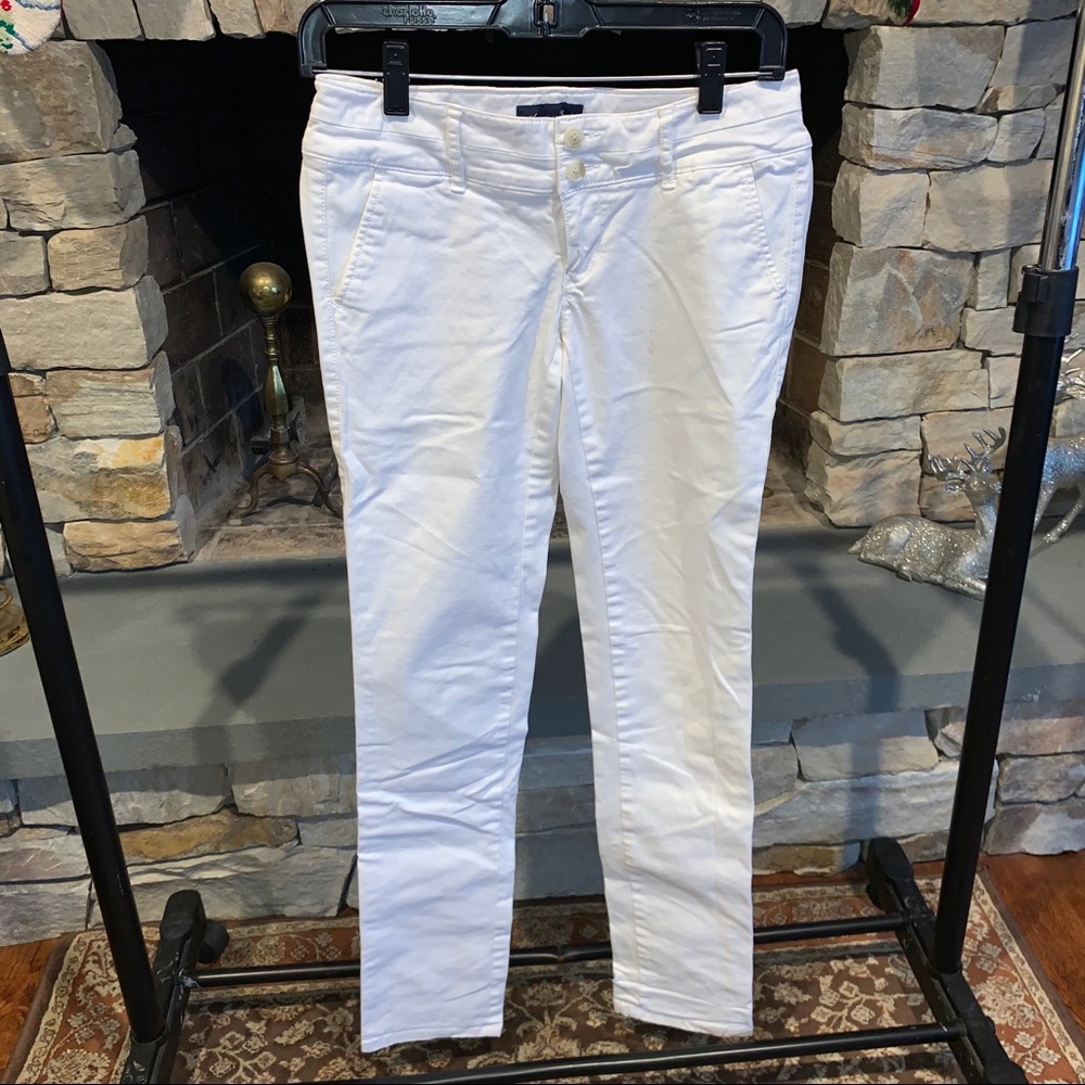 American Eagle Stretch Skinny White Pants